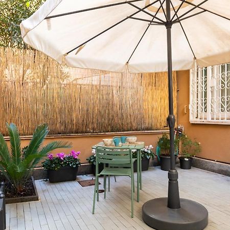 Casa Vegezio Near Vatican Museum And Metro Cipro Private Garden Check-In From 3 Pm To 10 Pm Exterior photo