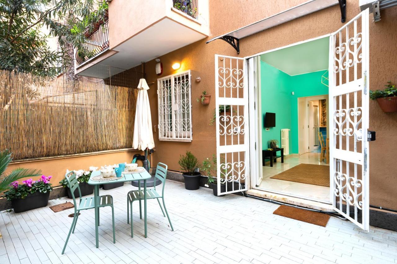 Casa Vegezio Near Vatican Museum And Metro Cipro Private Garden Check-In From 3 Pm To 10 Pm Exterior photo
