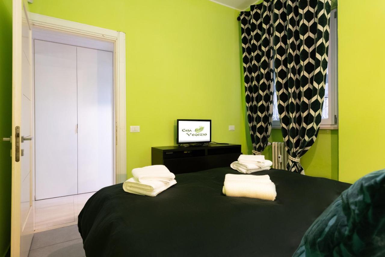 Casa Vegezio Near Vatican Museum And Metro Cipro Private Garden Check-In From 3 Pm To 10 Pm Exterior photo